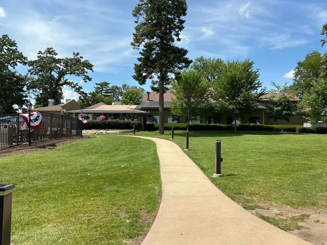 $42,900 | 2400 Geneva Street, Unit 1812, Delavan, WI 53115