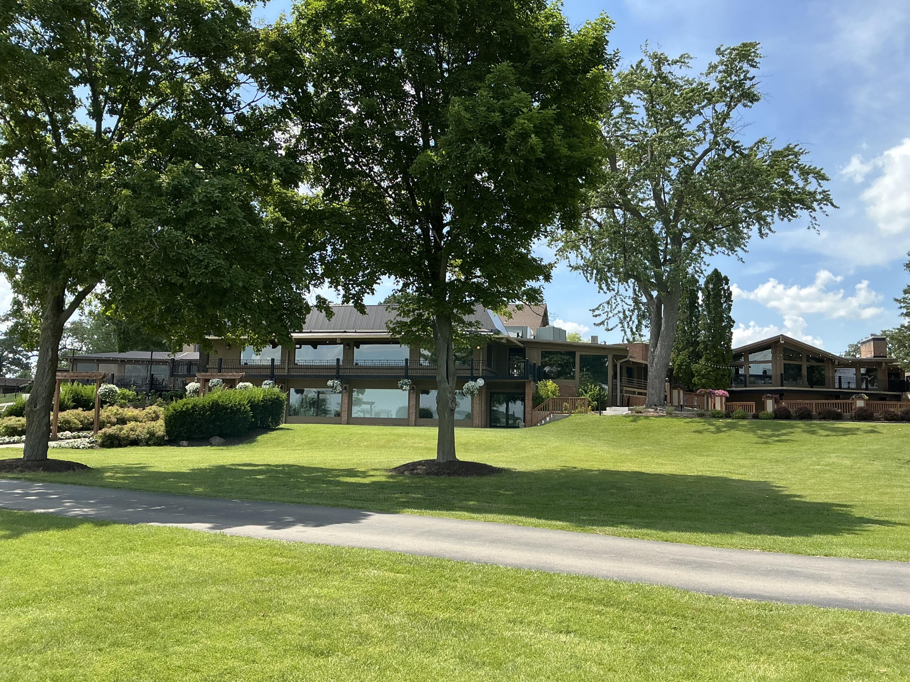 2400 Geneva Street, Unit 1812 Delavan, WI 53115 - Photo 55 of 74 IMG_0461