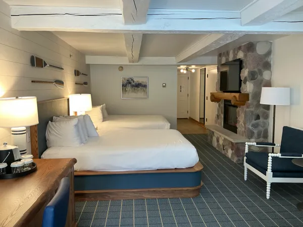 $42,900 | 2400 Geneva Street, Unit 1812, Delavan, WI 53115