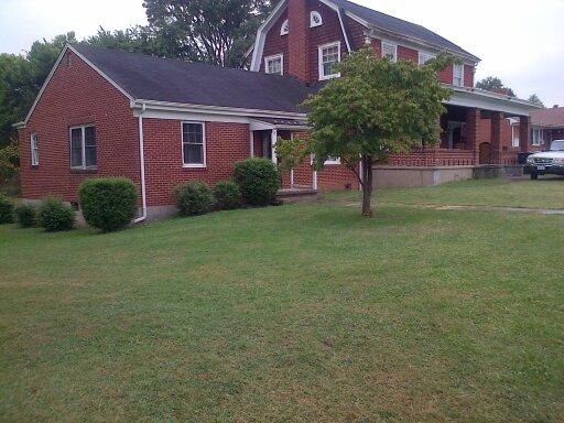 3014 Linwood Road Northwest Roanoke, VA 24017 - Photo 3 of 14 Sheila Wright 039