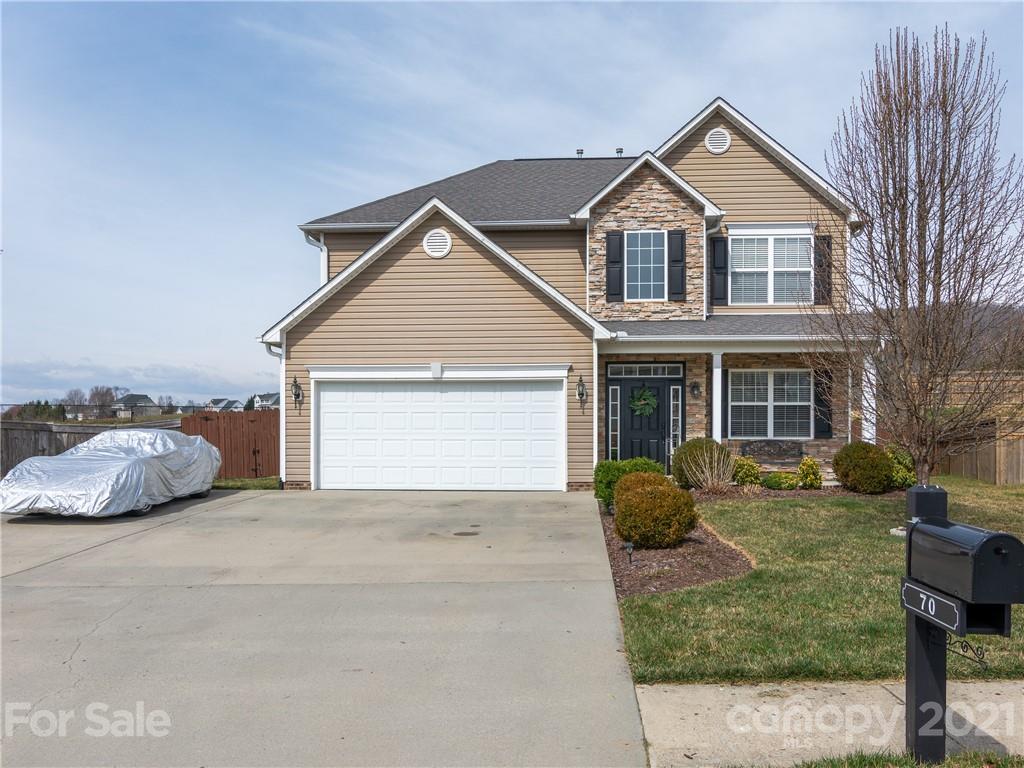 70 Woodfern Road Fletcher, NC 28732 - Photo 1 of 31 Gallery Image 1