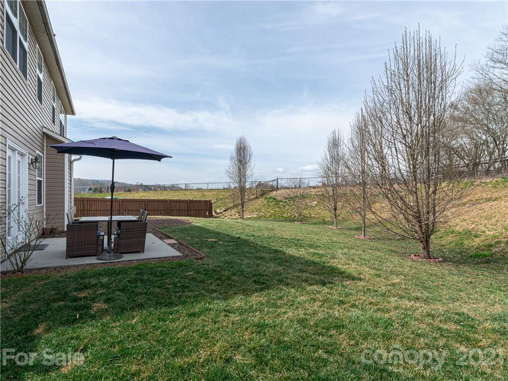 70 Woodfern Road Fletcher, NC 28732 - Photo 30 of 31 Gallery Image 30