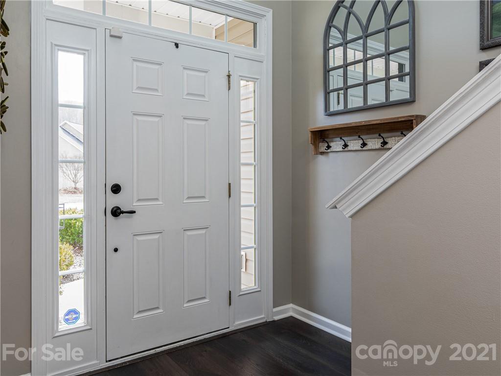 70 Woodfern Road Fletcher, NC 28732 - Photo 4 of 31 Gallery Image 4