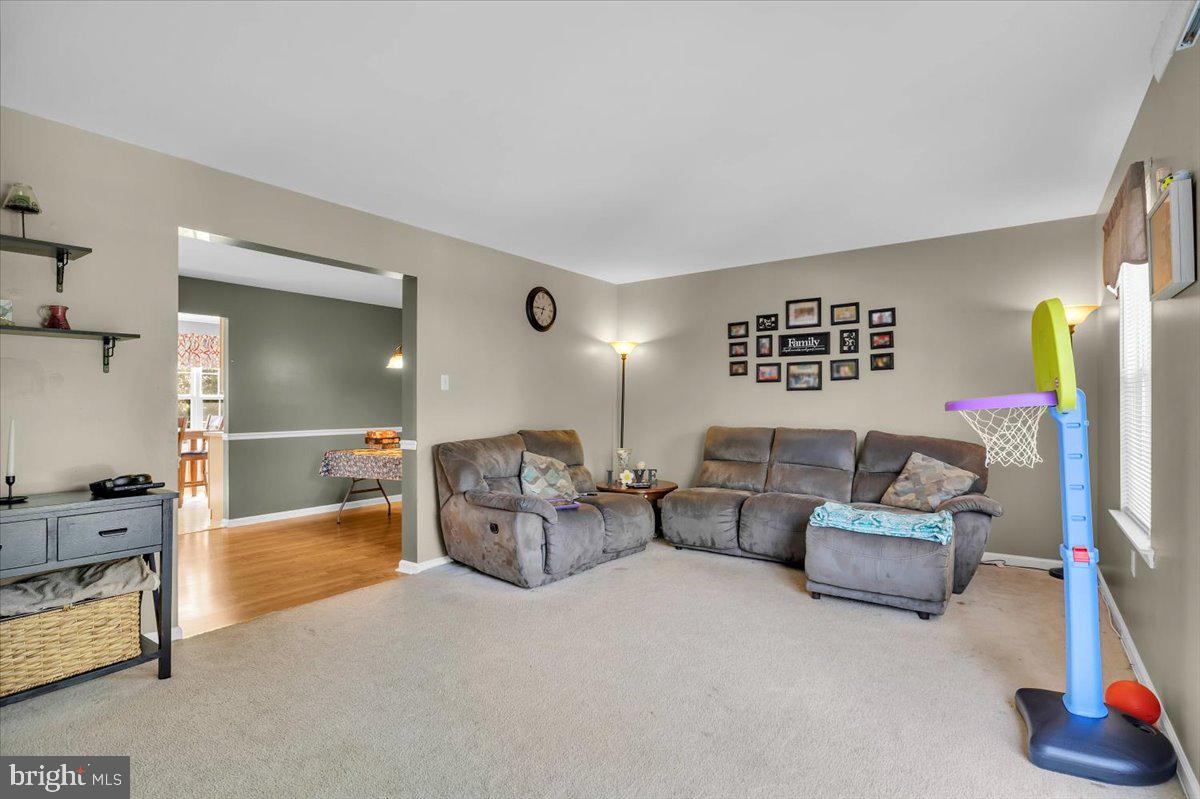 215 Hayes Mill Road Atco, NJ 08004 - Photo 3 of 28