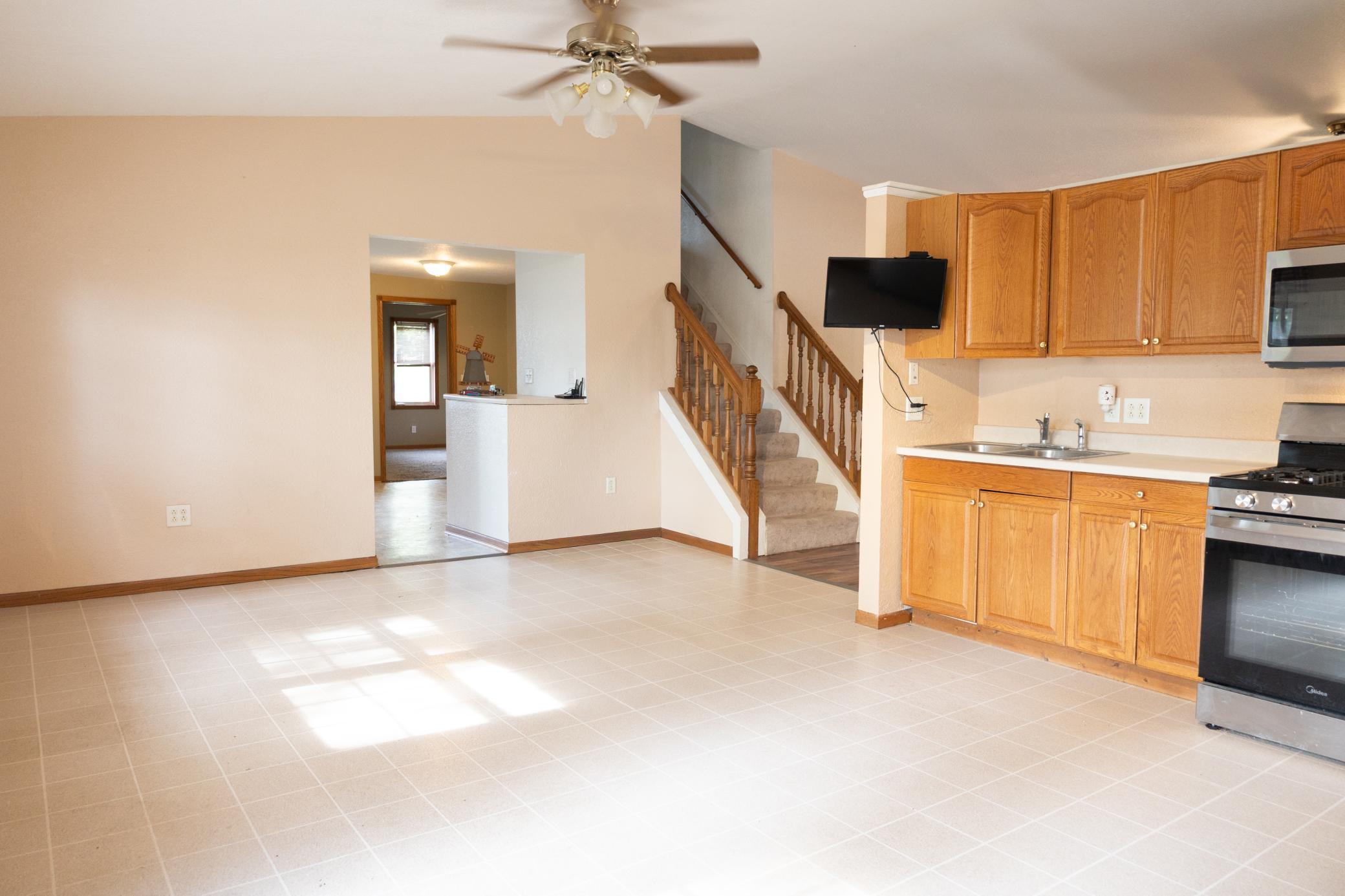 104 Indiana Avenue Adrian, MN 56110 - Photo 17 of 48