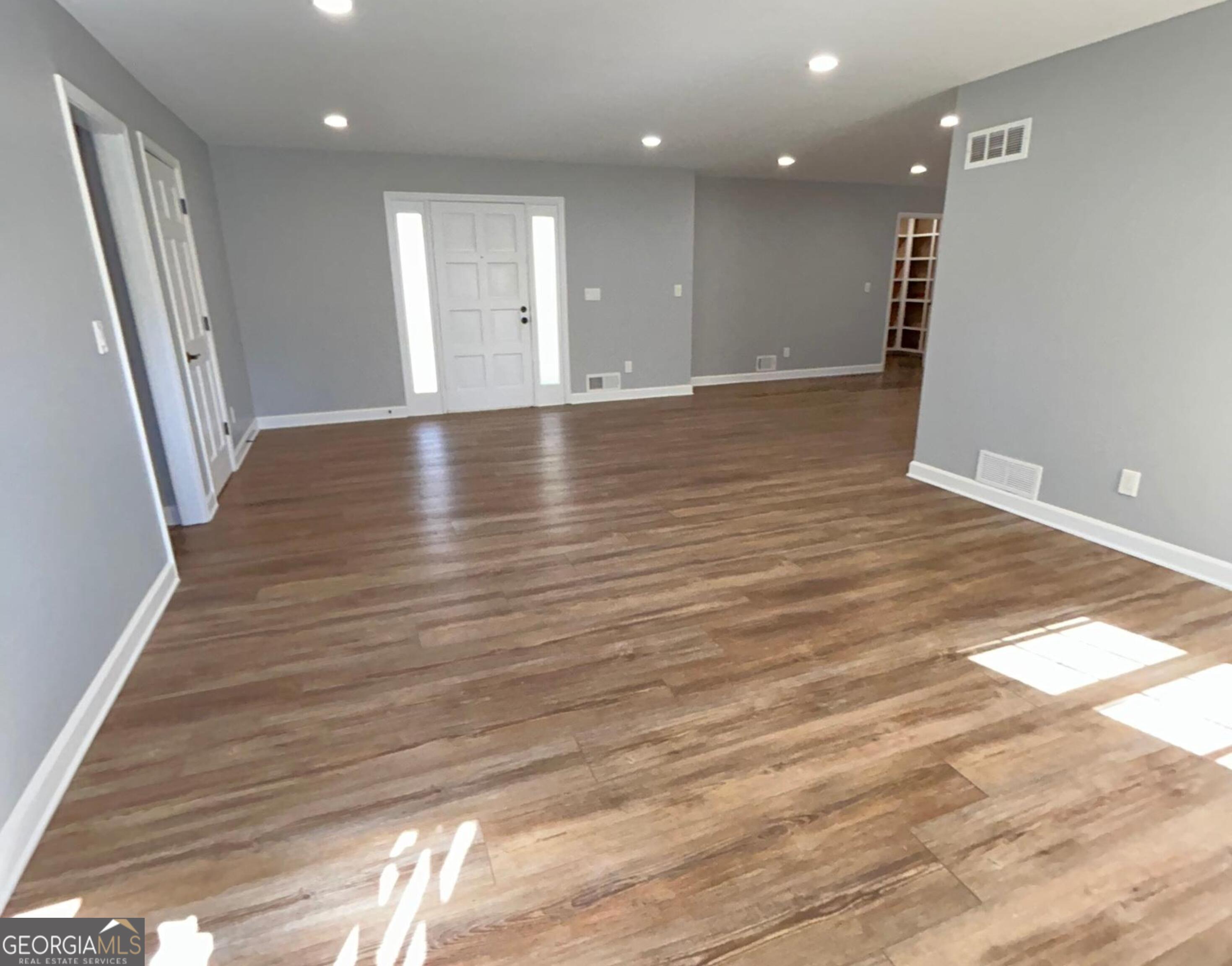 4543 Karron Lane Powder Springs, GA 30127 - Photo 8 of 40