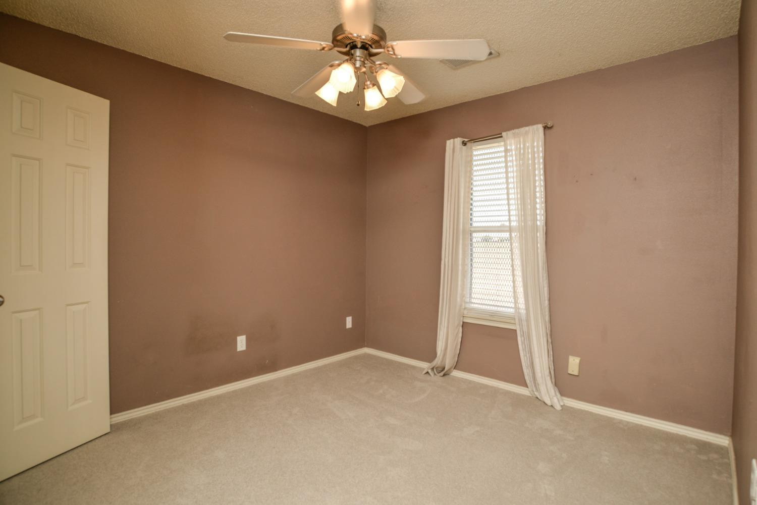 10601 Canton Avenue Lubbock, TX 79423 - Photo 16 of 25 Photo 16