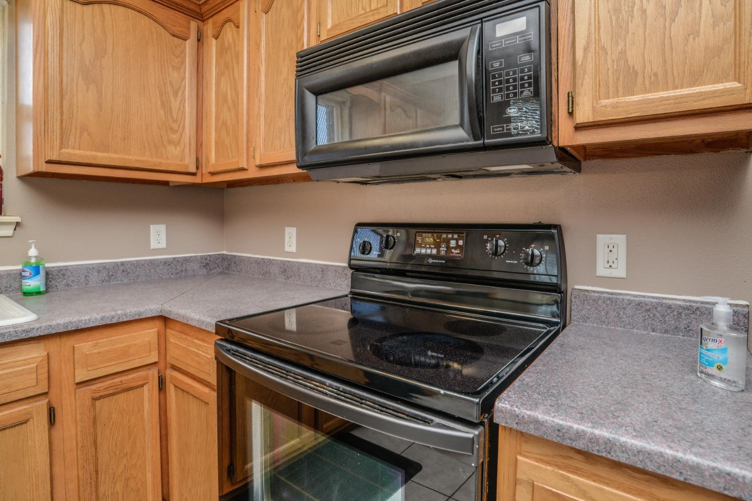 10601 Canton Avenue Lubbock, TX 79423 - Photo 9 of 25 Photo 9