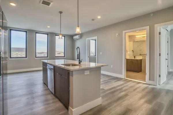 $3,415 | 3516 John F. Kennedy Boulevard, Unit 403, Jersey City, NJ 07307