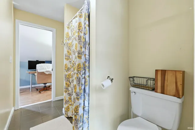 $229,900 | 3302 McArthur Drive, Fort Wayne, IN 46809