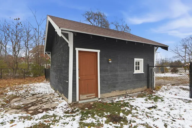 $229,900 | 3302 McArthur Drive, Fort Wayne, IN 46809