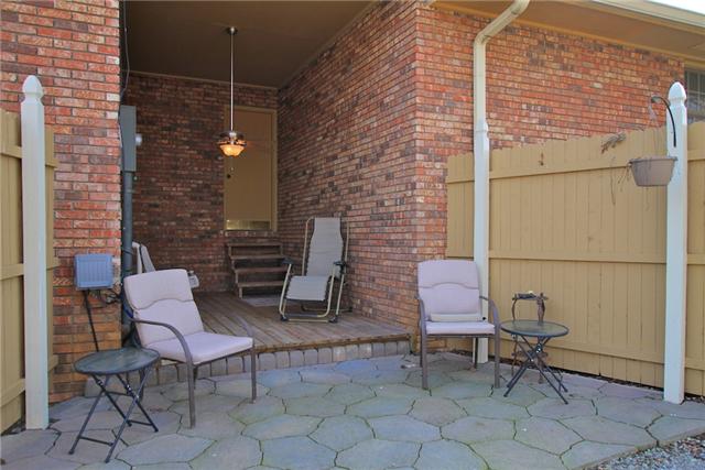 1174 Dimple Road Chapmansboro, TN 37035 - Photo 7 of 20 Private patio on side of home