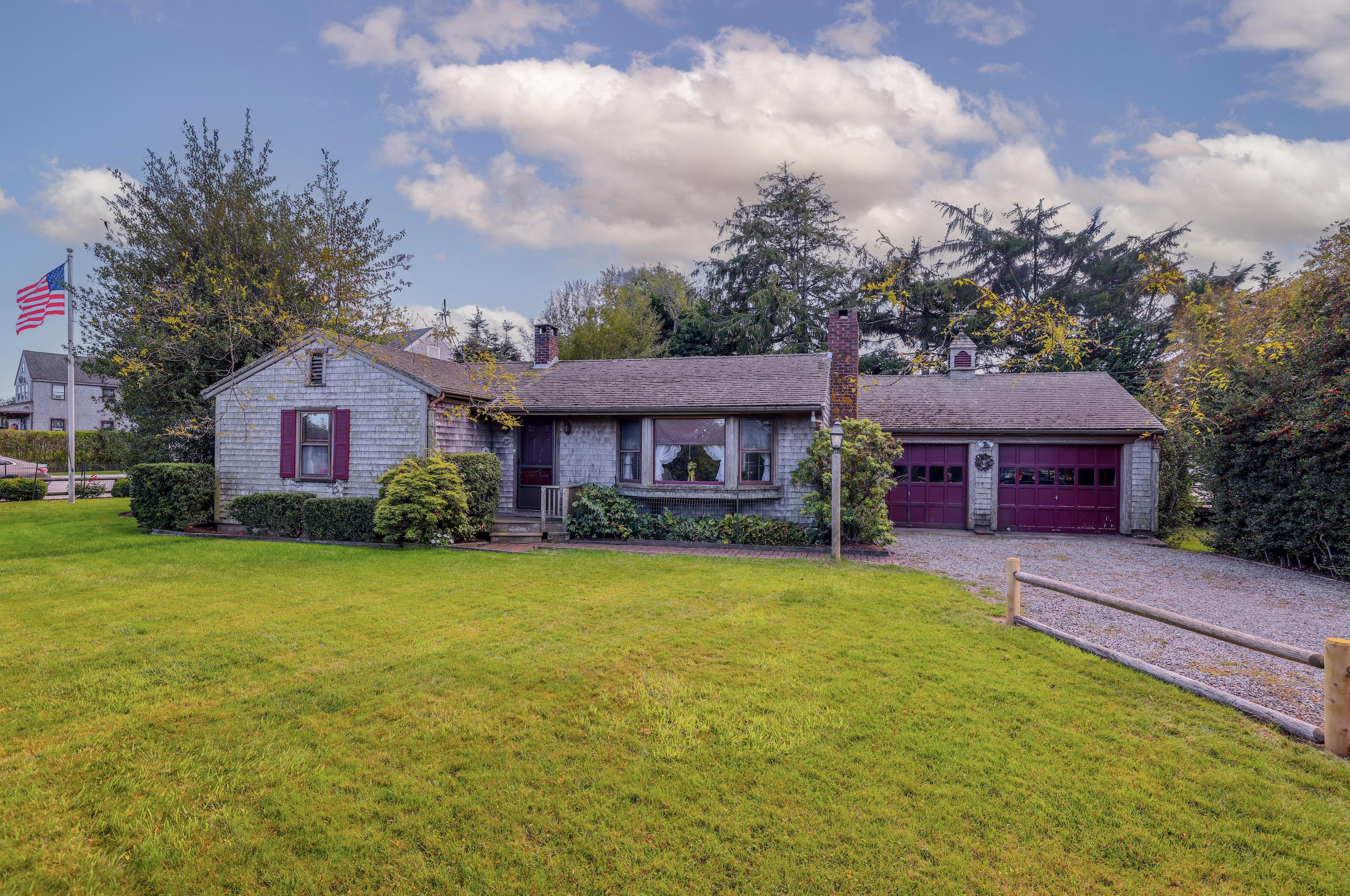 161 Orange Street Nantucket, MA 02554 - Photo 6 of 40