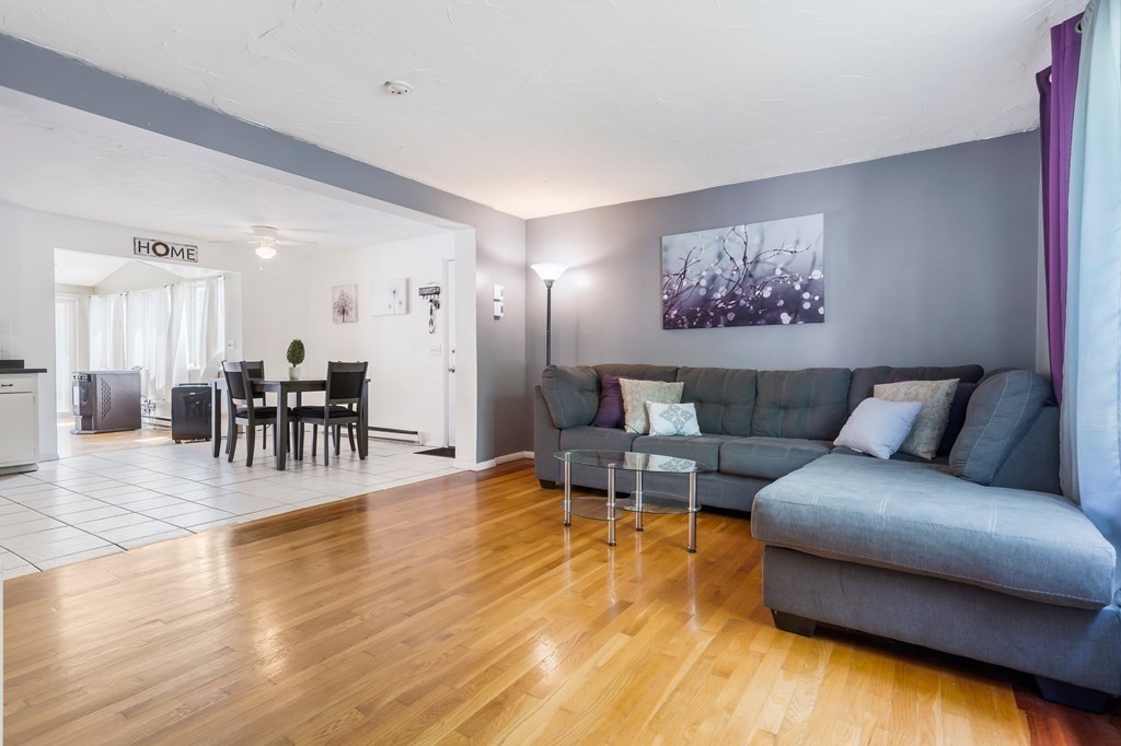 163 Wedgewood Road Worcester, MA 01602 - Photo 4 of 16 Gallery Image 4