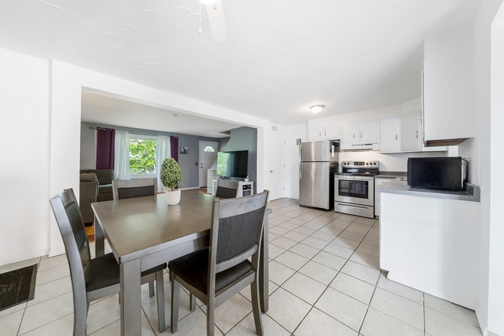 163 Wedgewood Road Worcester, MA 01602 - Photo 8 of 16 Gallery Image 8