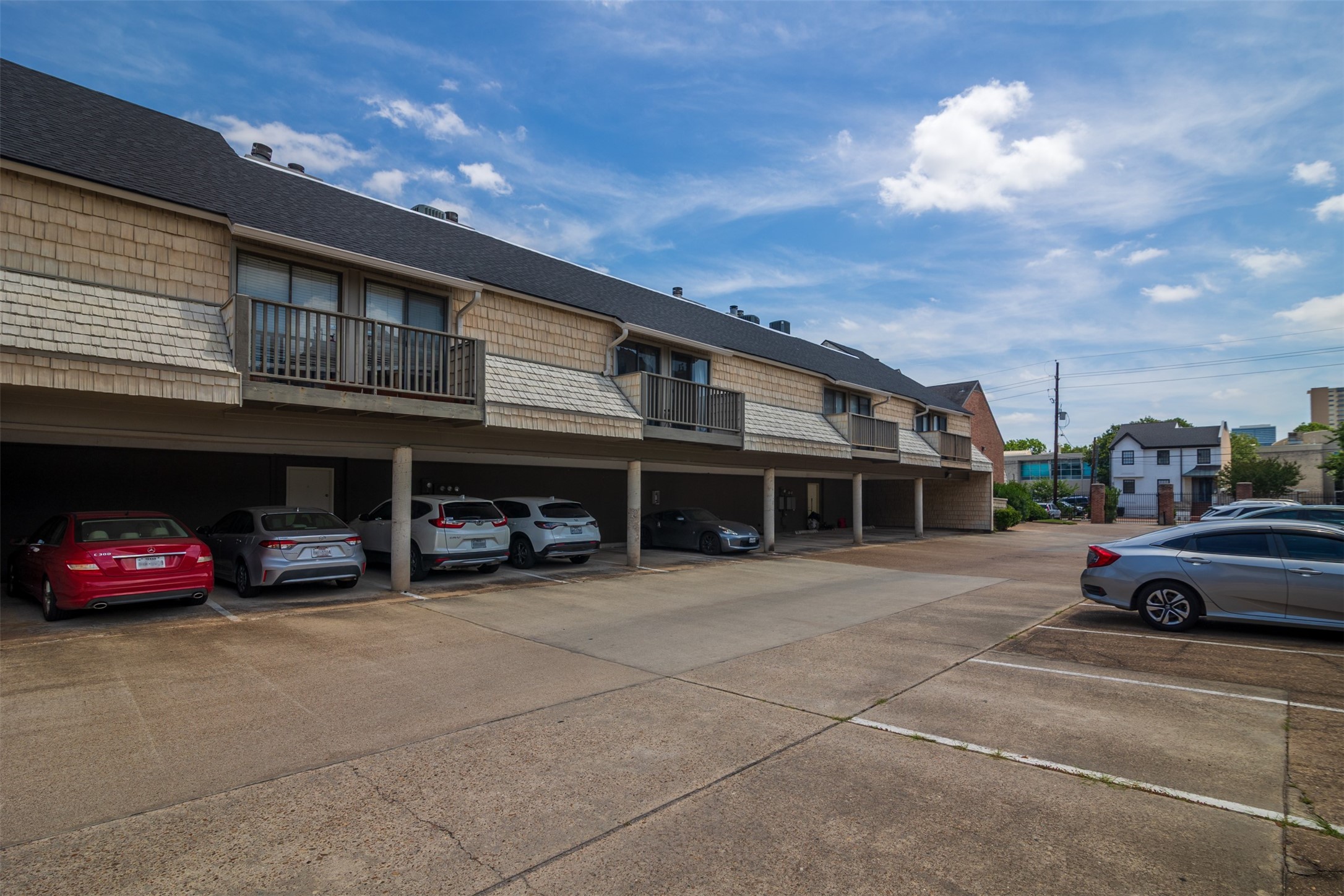 2829 Timmons Lane, Unit 228 Houston, TX 77027 - Photo 20 of 27