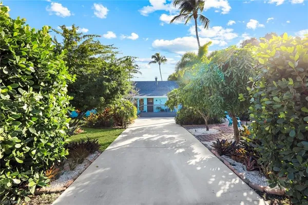 $500,000 | 4352 Parrot Avenue, Naples, FL 34104