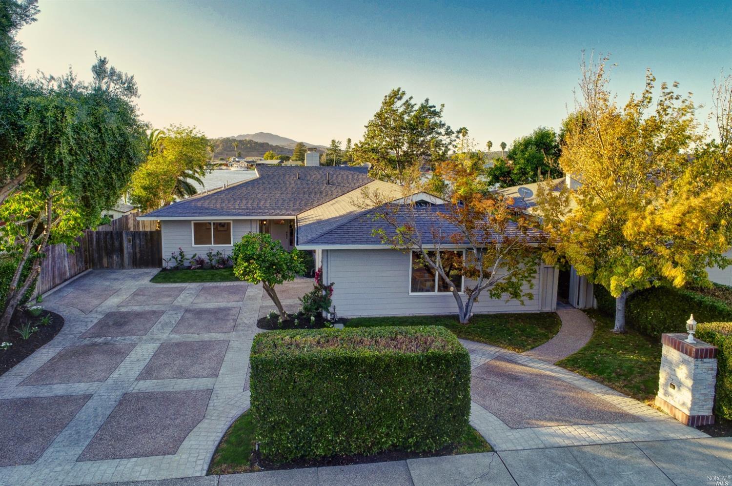 173 Caribe Isle Novato, CA 94949 - Photo 1 of 1 front view of a house with a yard