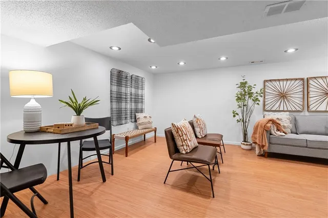 $259,900 | 500 Southwest Mission Road, Lee's Summit, MO 64063