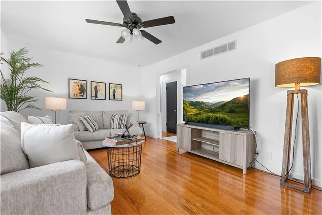 $259,900 | 500 Southwest Mission Road, Lee's Summit, MO 64063