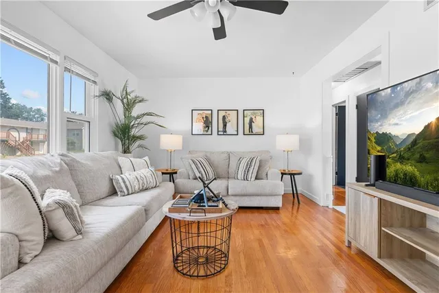 $259,900 | 500 Southwest Mission Road, Lee's Summit, MO 64063