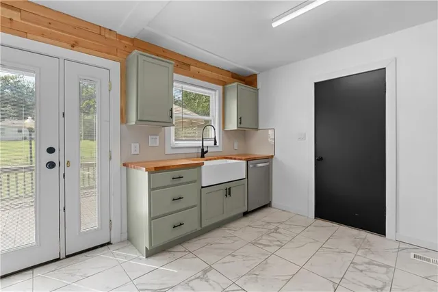 $259,900 | 500 Southwest Mission Road, Lee's Summit, MO 64063