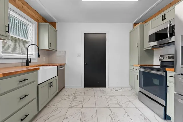 $259,900 | 500 Southwest Mission Road, Lee's Summit, MO 64063