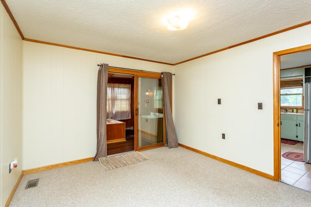 609 Mountain View Road Shenandoah, VA 22849 - Photo 11 of 33 Gallery Image 11