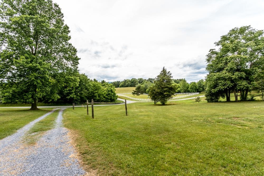 609 Mountain View Road Shenandoah, VA 22849 - Photo 31 of 33 Gallery Image 31