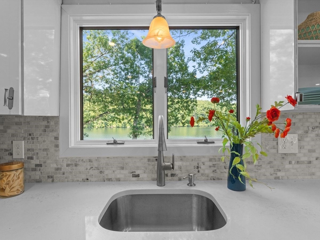 105 Crockett Road Upton, MA 01757 - Photo 13 of 42 Gallery Image 13