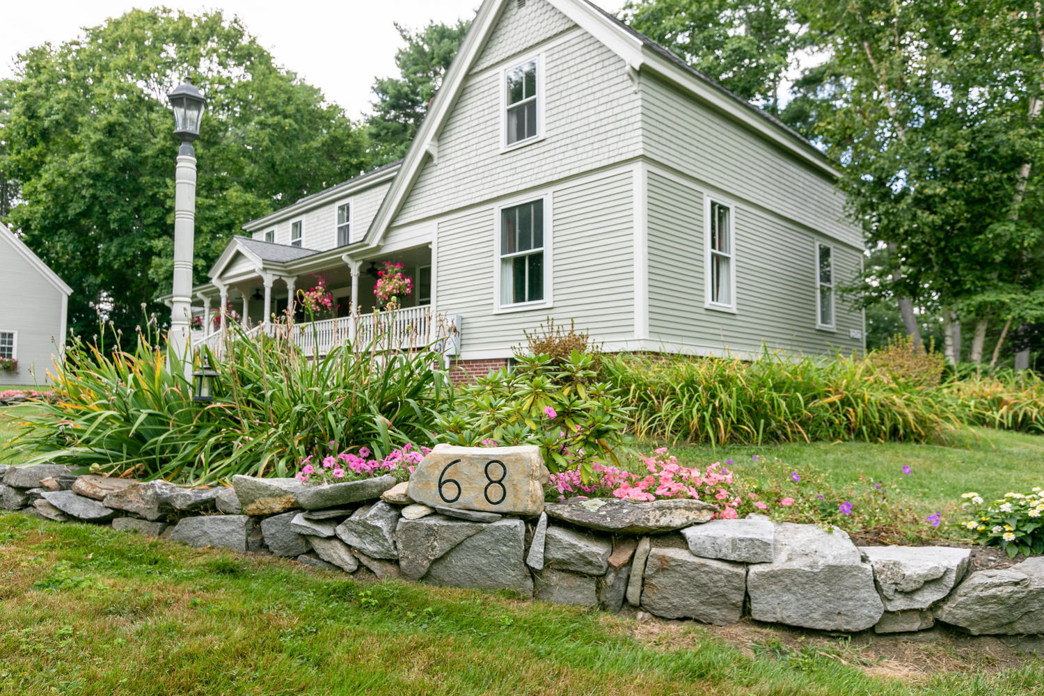 68 Sligo Road Yarmouth, ME 04096 - Photo 2 of 63 68 Sligo Rd Yarmouth ME 04097-large-001-