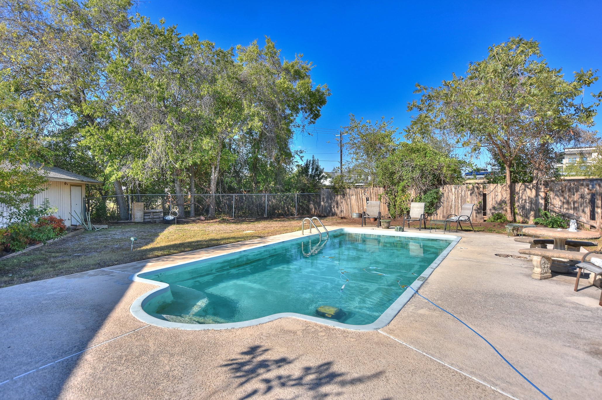 118 Oak Ridge Circle Georgetown, TX 78628 - Photo 35 of 38 a view of outdoor space yard and swimming pool