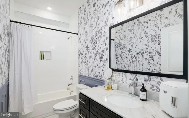 $2,000 | 207 East Allen Street, Unit 2, Philadelphia, PA 19125