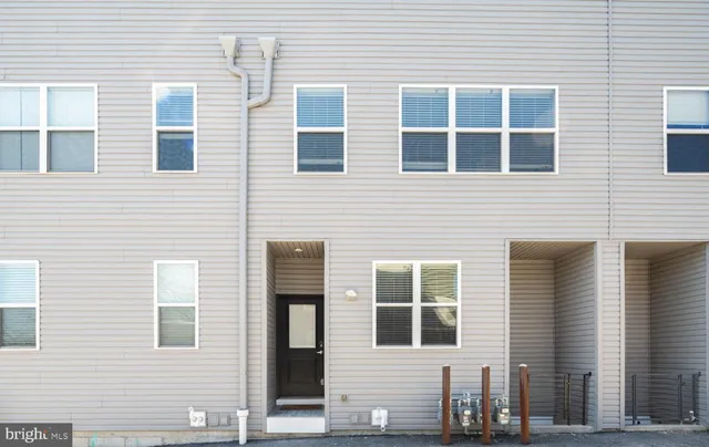 $2,000 | 207 East Allen Street, Unit 2, Philadelphia, PA 19125