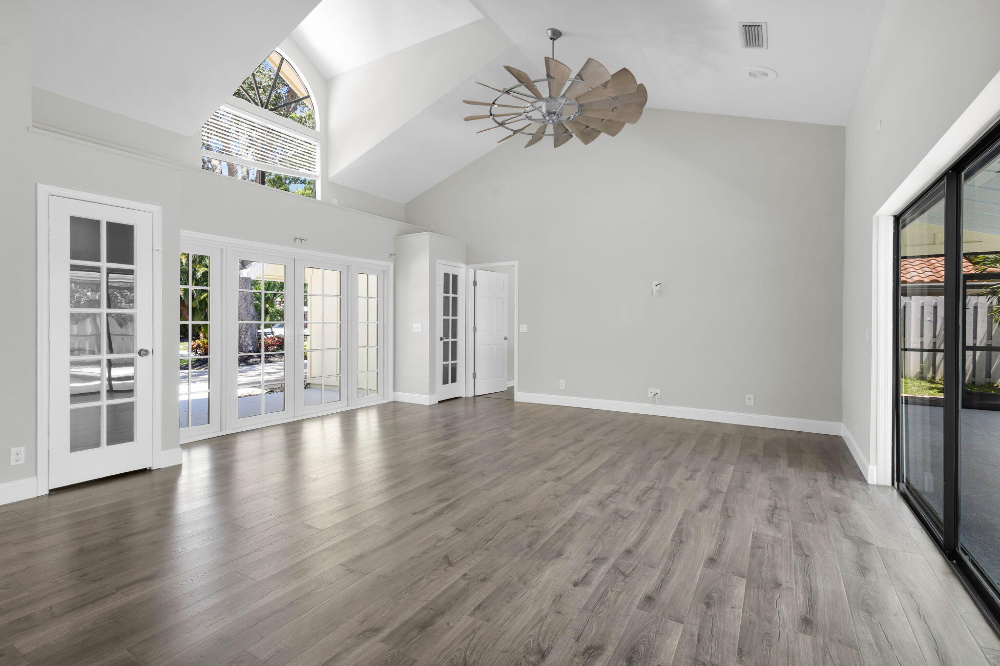 120 Bayberry Circle Jupiter, FL 33458 - Photo 7 of 37 Open Spacious Living Area