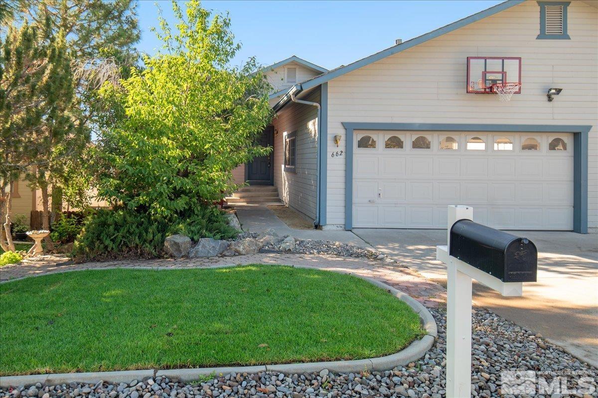 662 Tarn Way Reno, NV 89503 - Photo 3 of 40 Photo 3