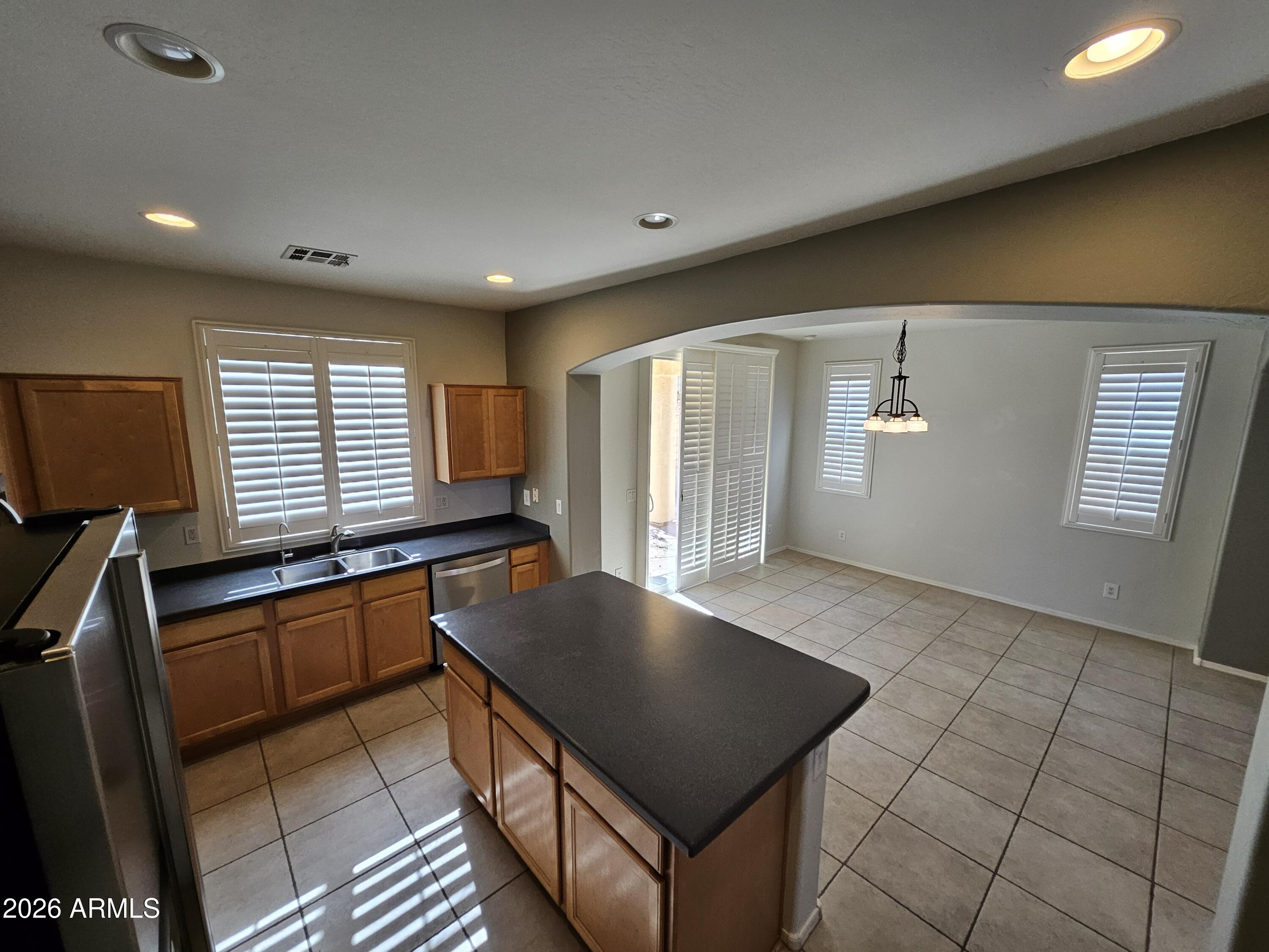 3841 East Minton Street Phoenix, AZ 85042 - Photo 11 of 39 20260120_132555