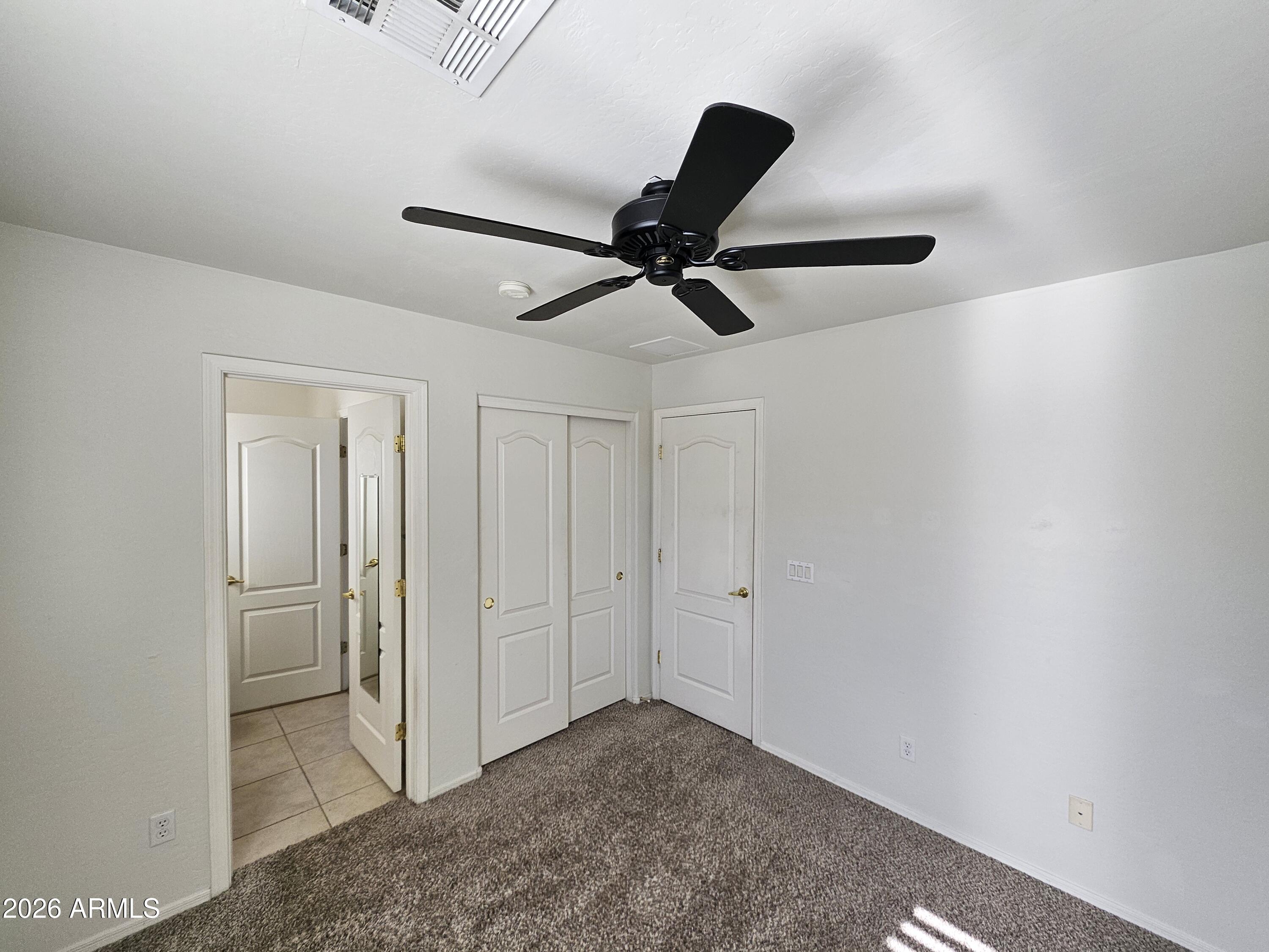 3841 East Minton Street Phoenix, AZ 85042 - Photo 22 of 39 20260120_130426