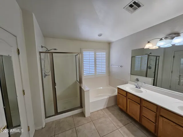 $1,995 | 3841 East Minton Street, Phoenix, AZ 85042