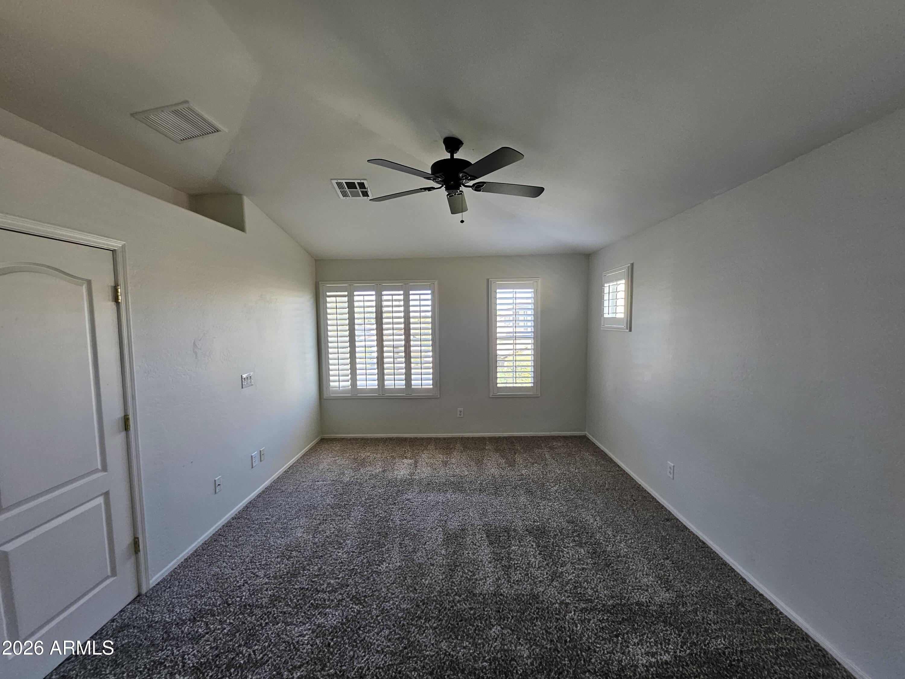 3841 East Minton Street Phoenix, AZ 85042 - Photo 33 of 39 20260120_130720