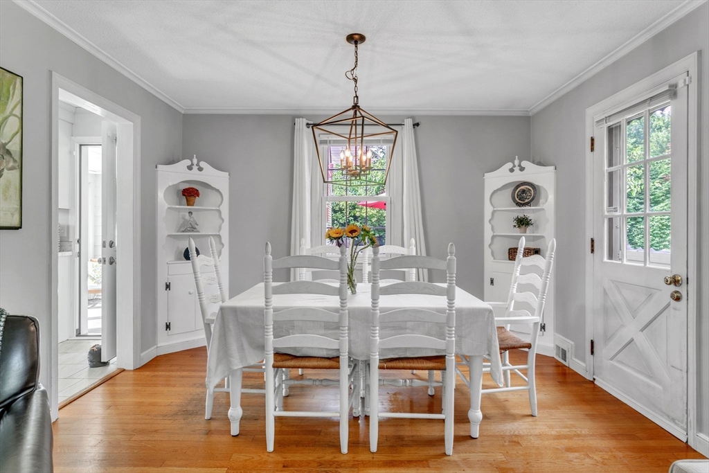 158 Falmouth Road West Springfield, MA 01089 - Photo 14 of 42 Gallery Image 14