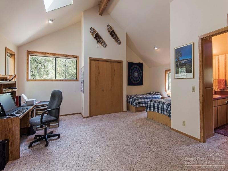 70358 Linnaea Borealis Black Butte Ranch, OR 97759 - Photo 16 of 25 Additional Photo
