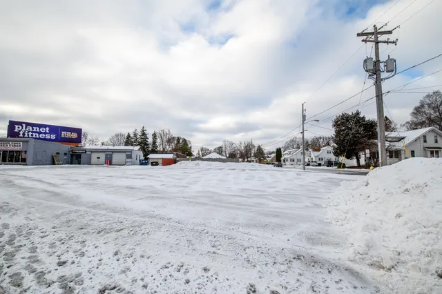 $150,000 | 1662 Main Street, Green Bay, WI 54302