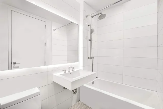 $1,725,000 | 98 Front Street, Unit 7Q | DUMBO