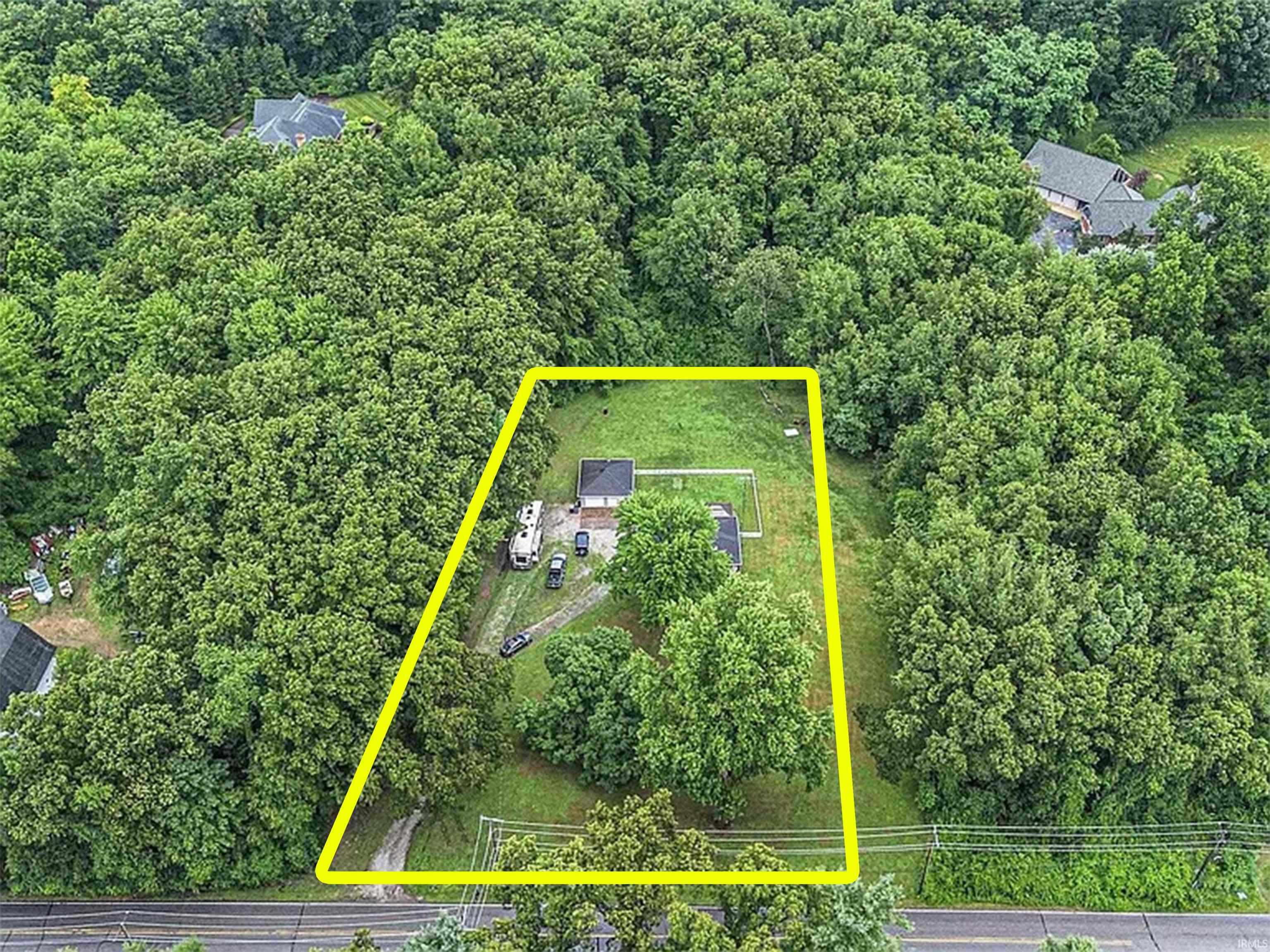 16901 Brick Road Granger, IN 46530 - Photo 4 of 30