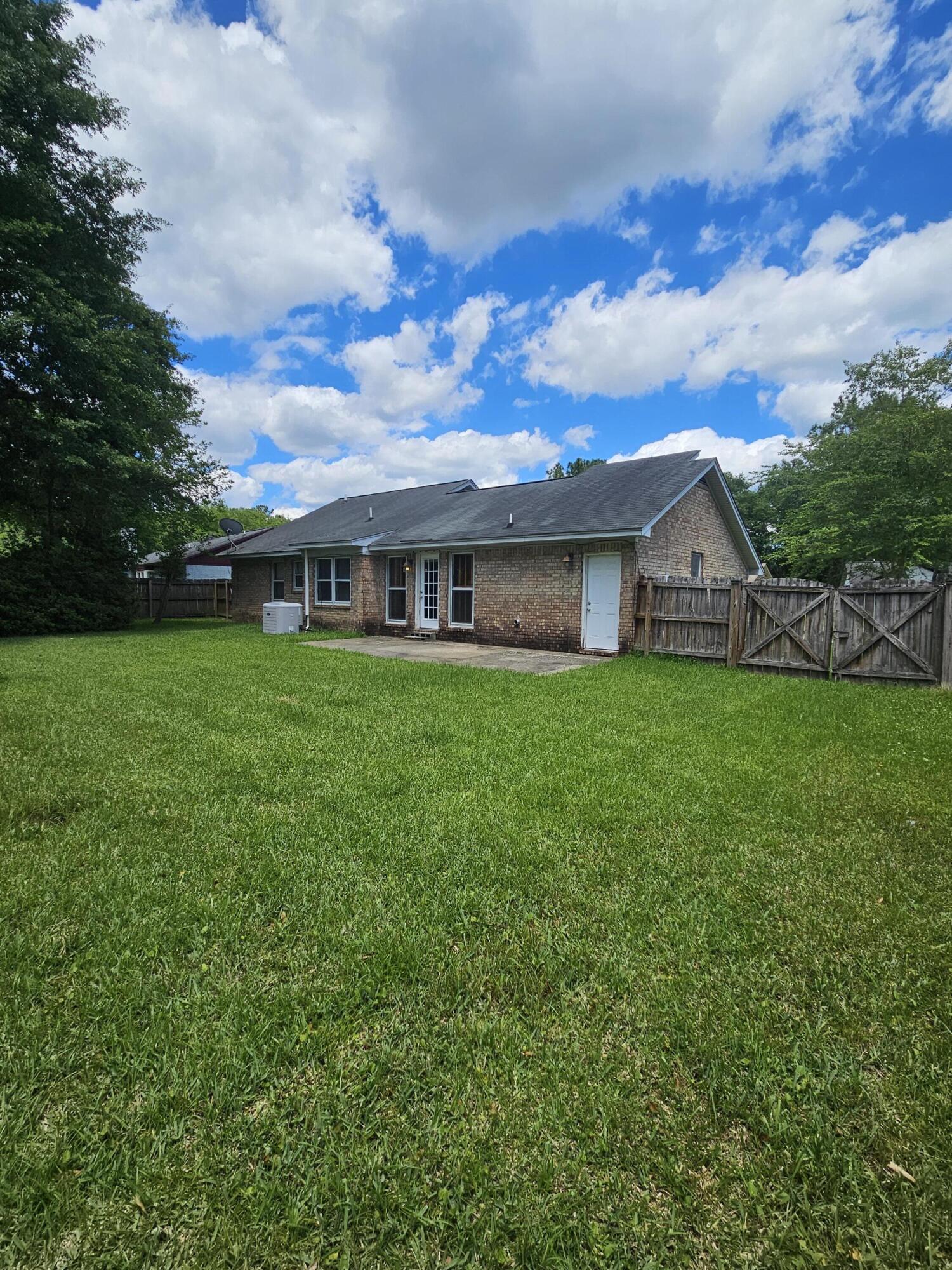 135 James Road Summerville, SC 29486 - Photo 16 of 17 20240516_140232
