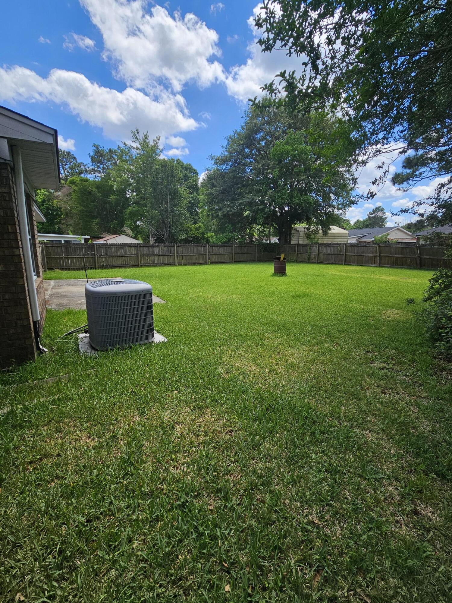 135 James Road Summerville, SC 29486 - Photo 17 of 17 20240516_140304