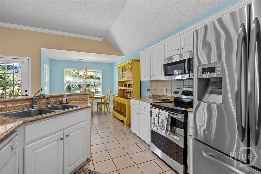 18 Oakmont Road Savannah, GA 31419 - Photo 10 of 37 Gallery Image 10