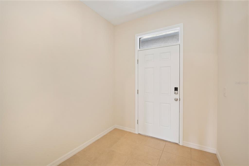 8619 Falling Blue Place Riverview, FL 33578 - Photo 4 of 27 a view of small space