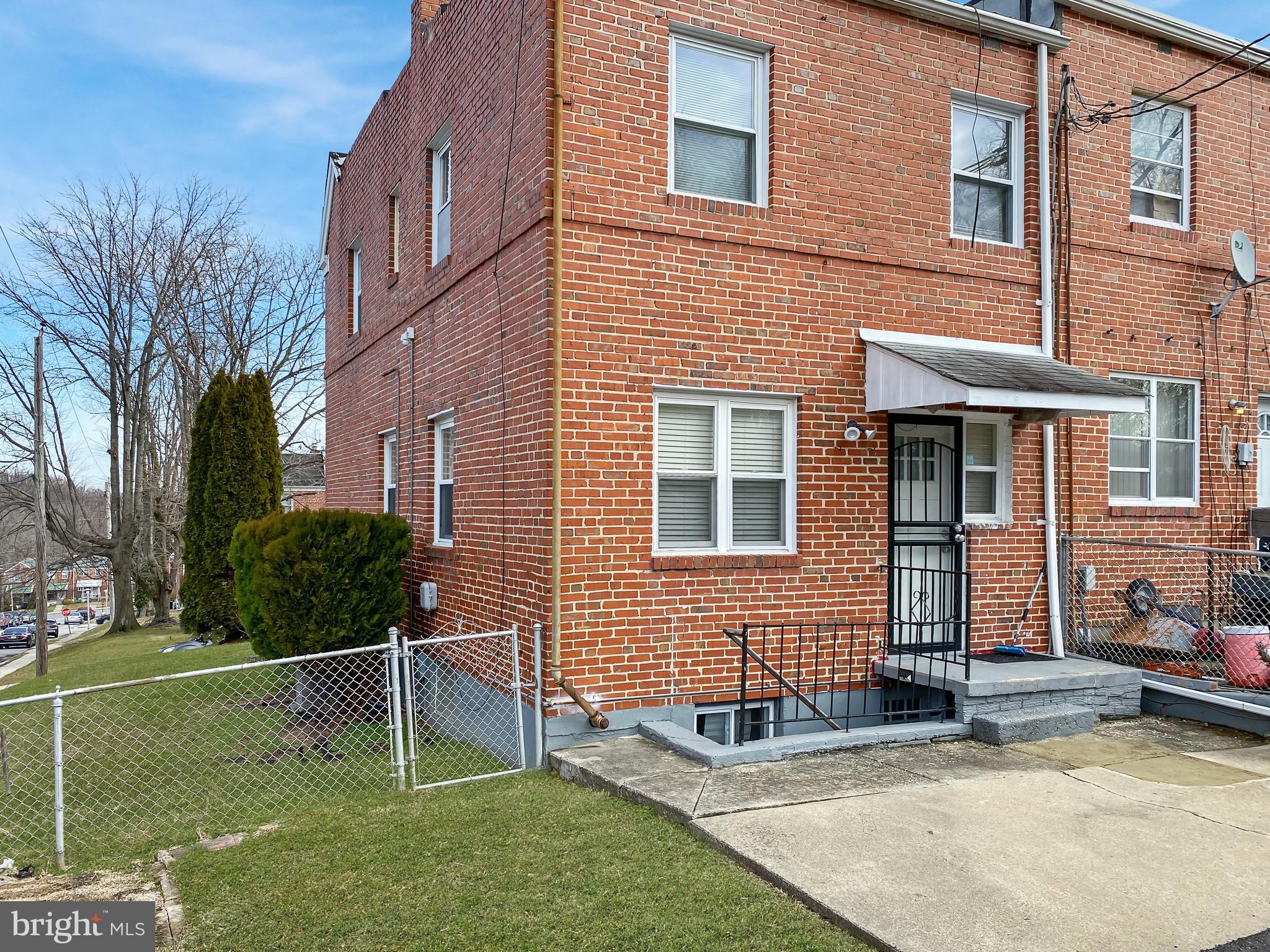 1028 Stamford Road Baltimore, MD 21229 - Photo 15 of 48 Parking in the rear enter via the kitchen.